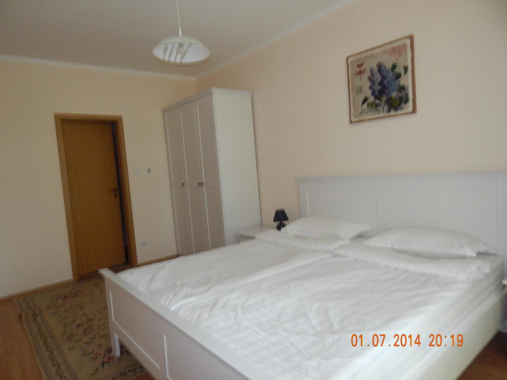 Oasis Suites Apartments And Studios Ravda Room photo